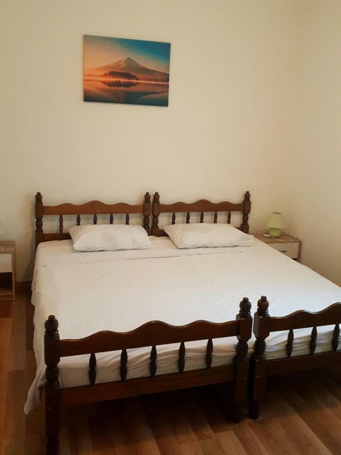 Kuca Za Odmor Mile Villa Drniš Kültér fotó