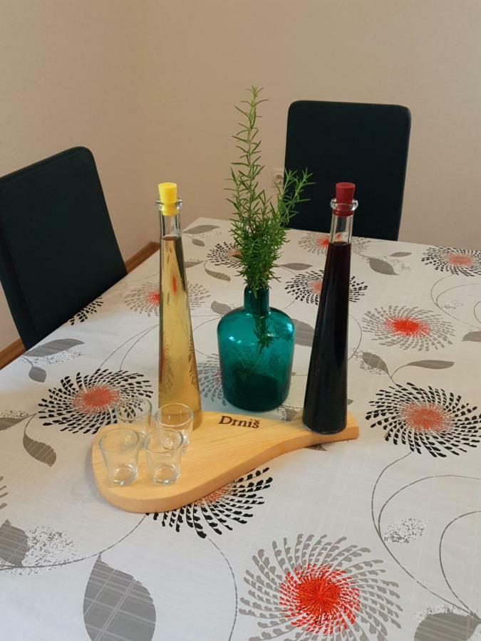 Kuca Za Odmor Mile Villa Drniš Kültér fotó
